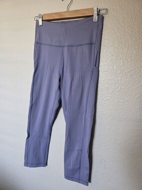 Athleta Ultimate Stash Pocket Capri, Dusk Lilac Purple